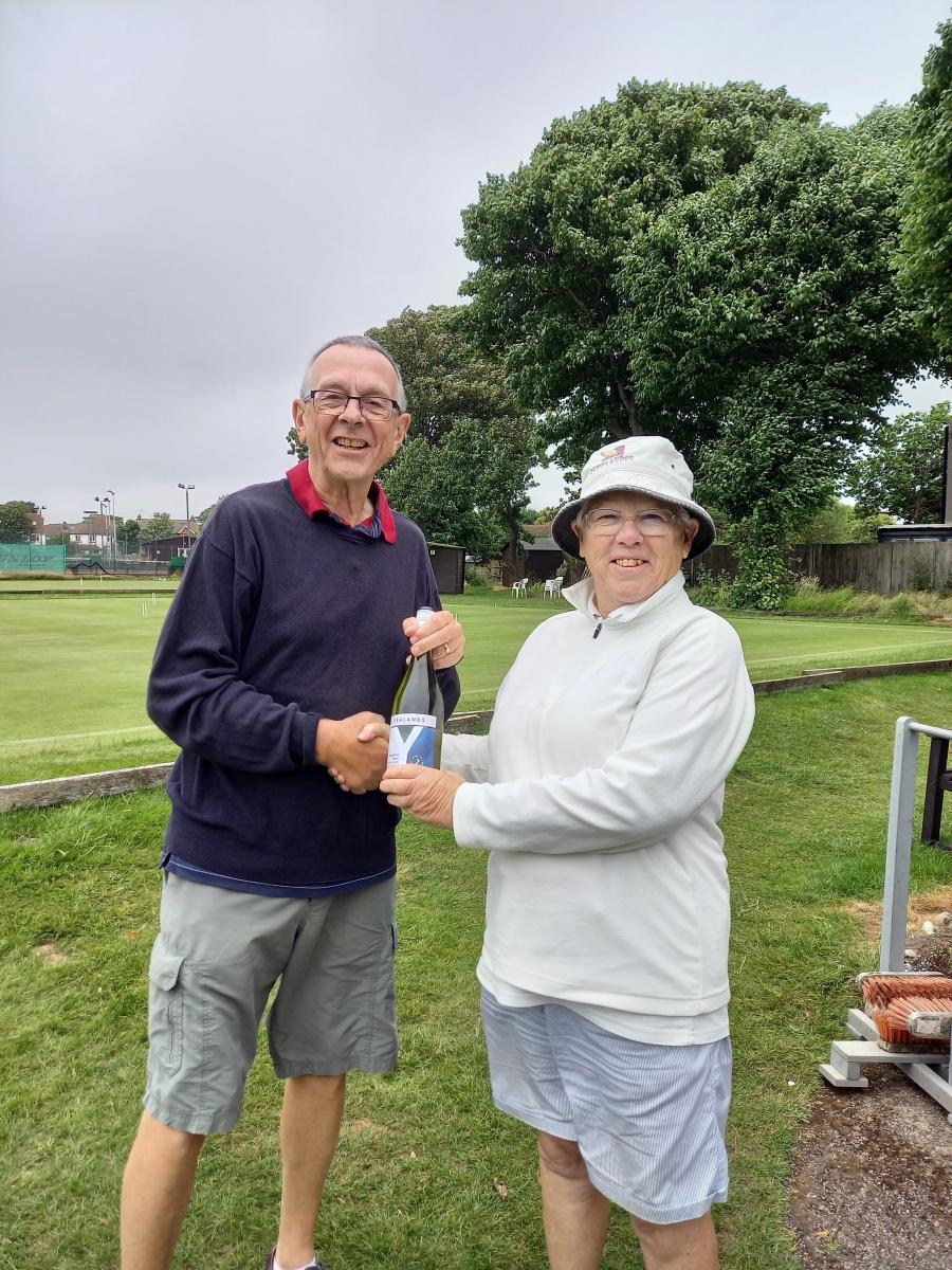 GC singles 30th June: Division winner Liz